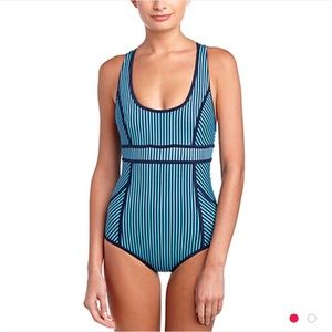 🇺🇸 SALE!! Spanx Hourglass Racerback Swimsuit